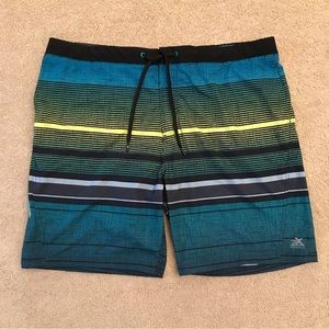 ZeroXposur Mens Swim Trunks Swimwear NEW Size XXL Blue Green Grey Yellow Striped